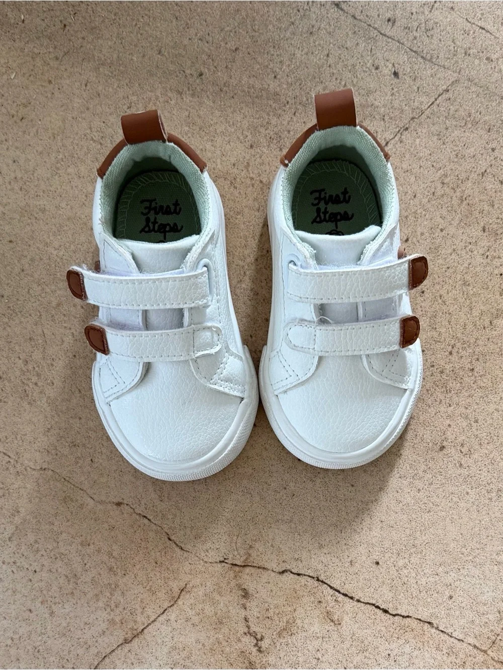 Kids White Sneakers with Brown Bear Accent